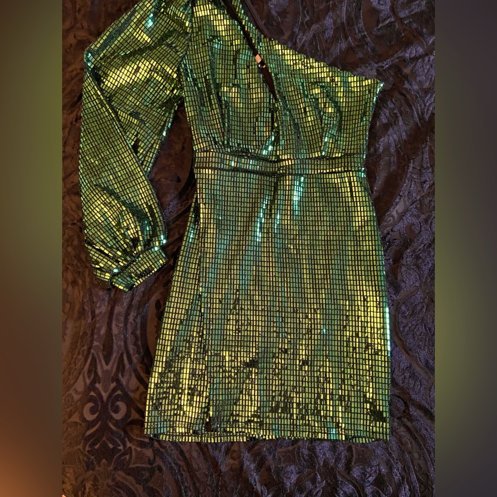 Green Sequined dress